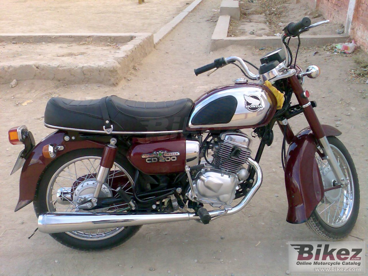 Big r (sabeeh85@hotmail.com) cm 200 t picture and wallpaper from Bikez.com